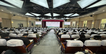 第四屆全國中小學（含中職）班主任能力提升與學校心理健康教育高級研修班在重慶中山外國語學校成功舉辦