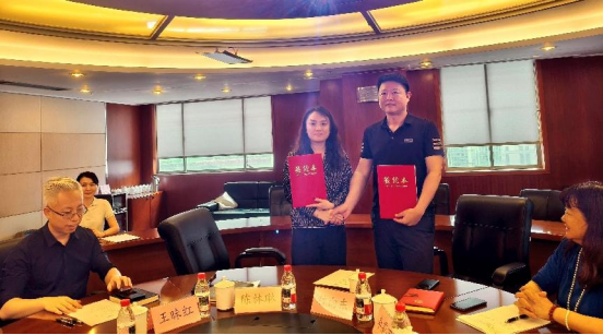 學會與重慶陸海傳媒簽署戰略合作協議深化教育出版與職教領域協同發展