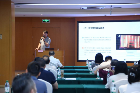 學會第一屆理事會第四次會議暨“好老師”杯教研成果評選活動頒獎儀式隆重召開