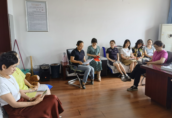 秦皇島開大開展黨員干部帶頭講黨課活動