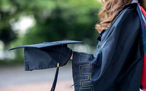 湖南成人高考錄取分數線是多少？