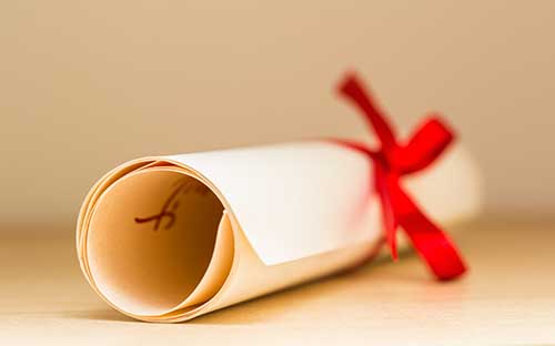 南昌成人高考費用大概多少？