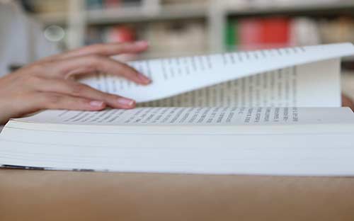 湖北成人高考怎么申請免試生？