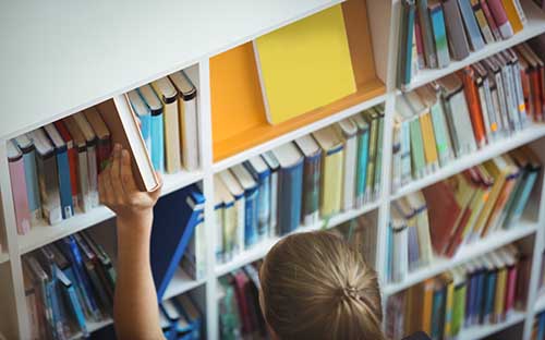 重慶開放大學有很多熱門的報考專業嗎？