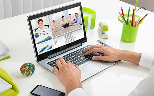 成人高考自己報名和在機構報名有什么區別？