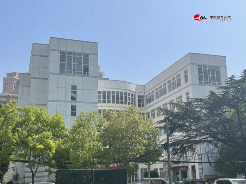 武漢科技大學繼續教育學院校園風光