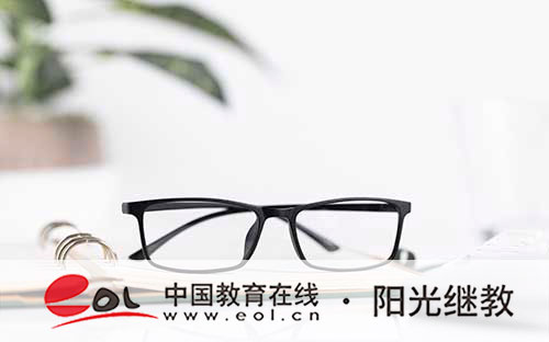 成人高考考的題難嗎？錄取標準是什么？