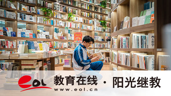 成人高考需不需要提前看考場？進考場需要帶什么？