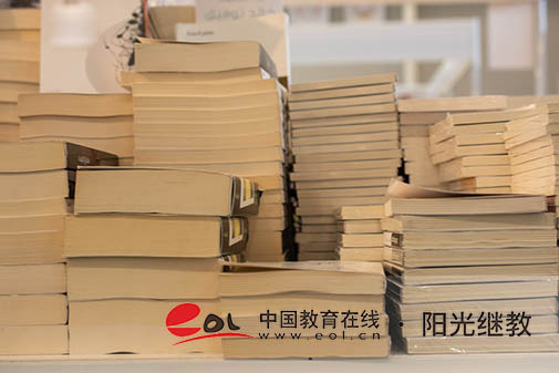 參加成人高考要滿足哪些條件？考試難度大嗎？