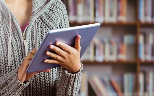 學歷提升成考屬于全日制嗎？有畢業證嗎？