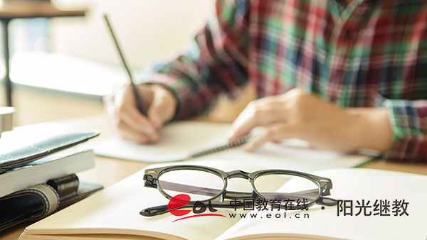 成人高考高起專去哪里報名？查成績要注意什么？