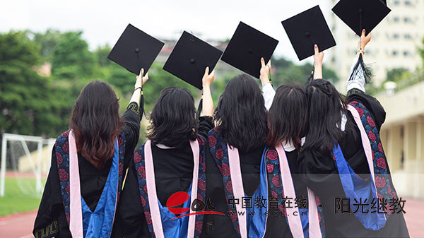 金平成人高考怎么報名？怎么選擇報考的專業？