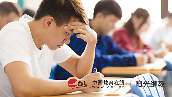 成人高考錄取沒去報道會失效嗎？錄取后要做什么準備？