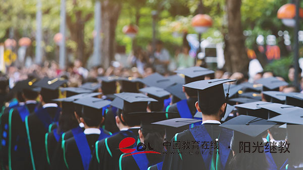 廣東成人高考報名官網在哪里？需要準備哪些報名材料？