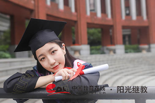 國開報名收費標準是怎么樣？什么時候考試？