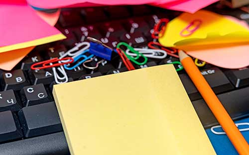 國家開放大學終結性考試分為哪些形式？在哪里參加？