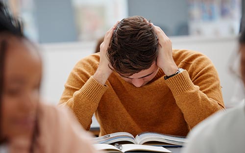 國家開放大學辦學形式是什么？開設了哪些專業？