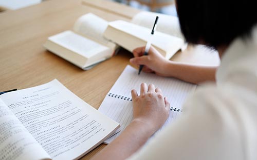 服裝設計藝術留學學校 服裝設計藝術留學學校