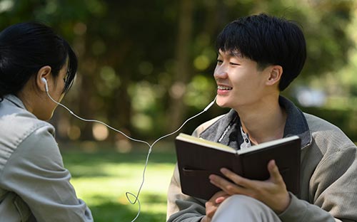 中央財經大學一加二國際本科學費多少？性價比如何？