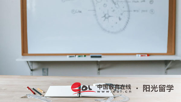 國際本科申請費用是多少，報名去讀貴不貴