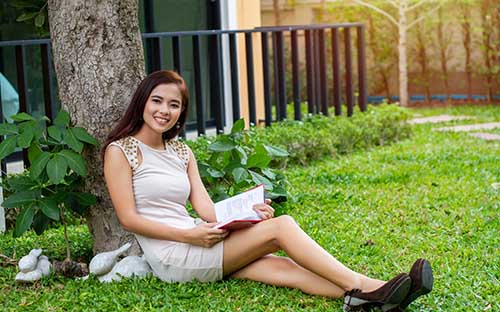 去哈佛大學留學一年學費及生活費是多少