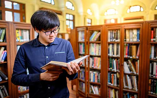 英國大學經濟學碩士的申請難度