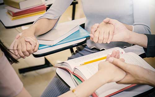 廣東廣州成人自考大學怎么報名？每科報名費是多少錢？