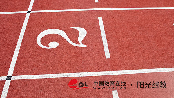 2025年自考考試報名流程有嗎？推薦什么專業？